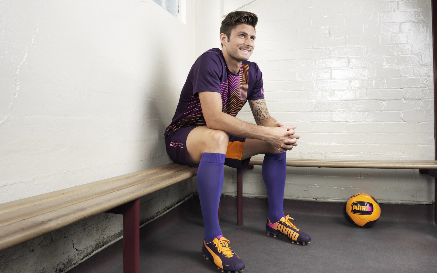 _全民趣味轮滑赛：潮流运动风尚开启_，轮滑节目