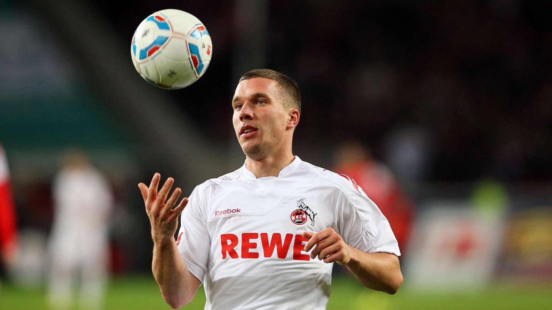 本周比赛精彩瞬间：炫技、奇迹、意外不断