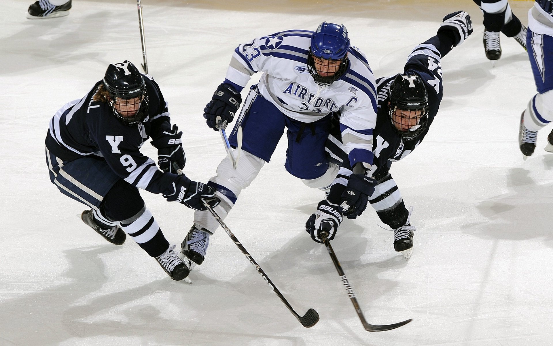 青少年篮球运动员心理健康辅导全方位展开，篮球心理技能训练计划